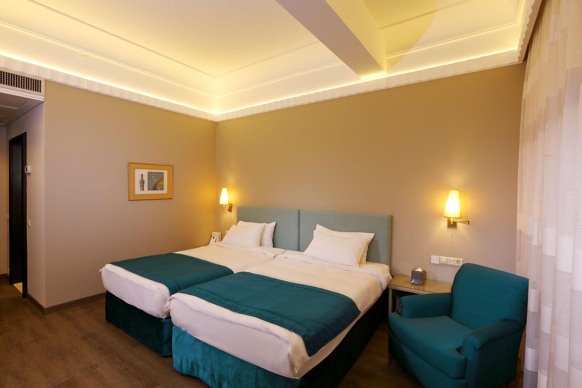 Warwick Palm Beach Hotel Бейрут Экстерьер фото